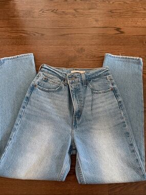 Levi's Light Blue High-Rise Straight Jeans